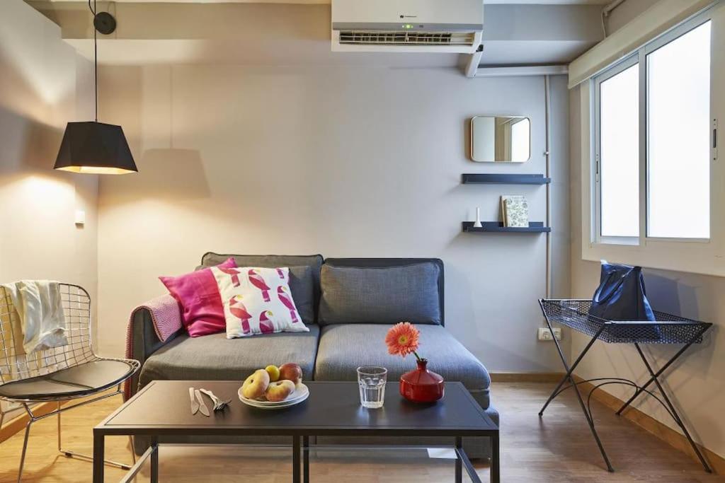 Bebarceloner Sant Andreu Apartments - 1 Bedroom المظهر الخارجي الصورة